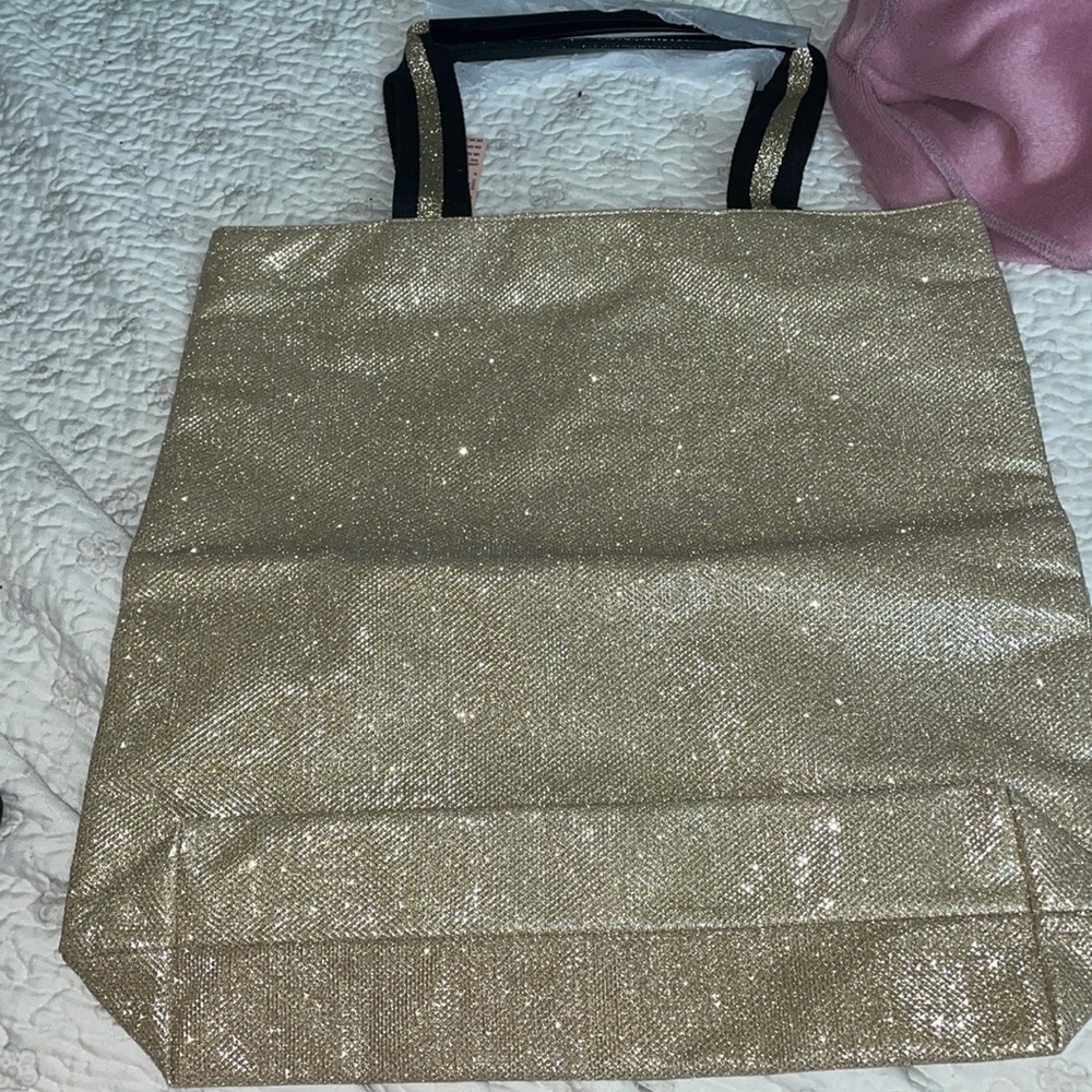 BNWT Victoria’s Secret tote in gold & black - Picture 2 of 5